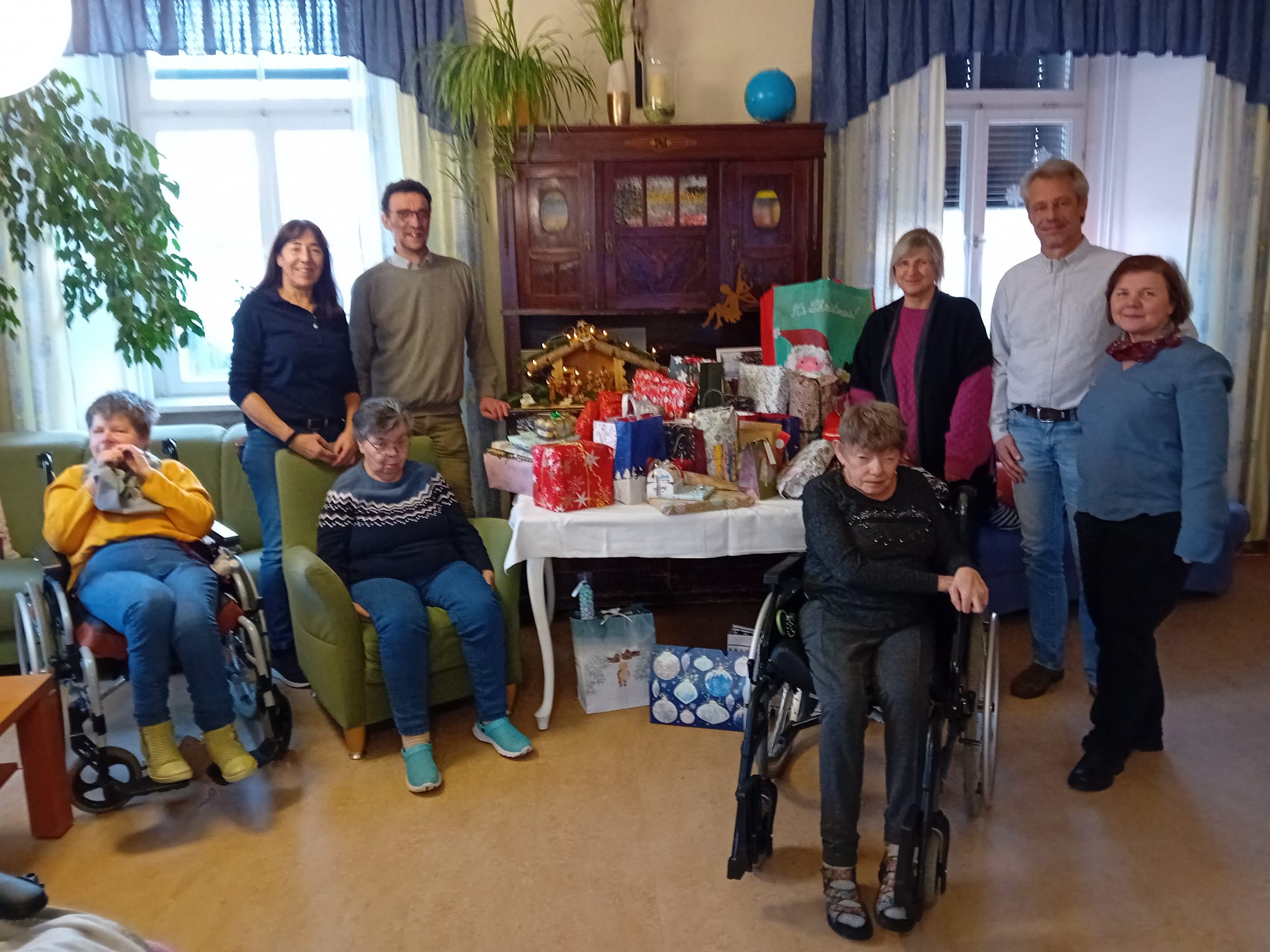 Weihnachtsgeschenke für Himmelkroner Wohngruppen 2025